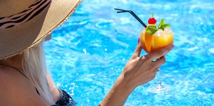 Ultra all inclusive cocktail zwembad