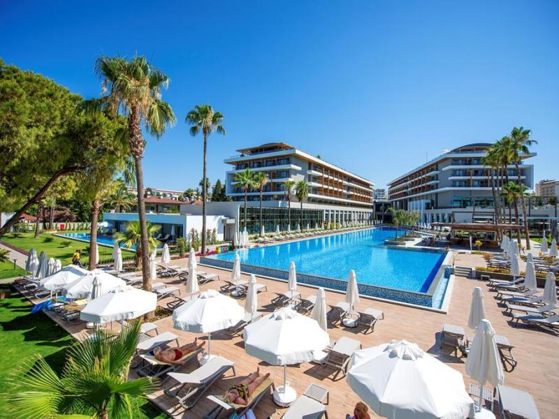 Hotel Acanthus And Cennet Barut Collection