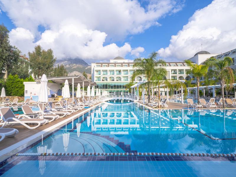 Hotel Karmir Resort En Spa