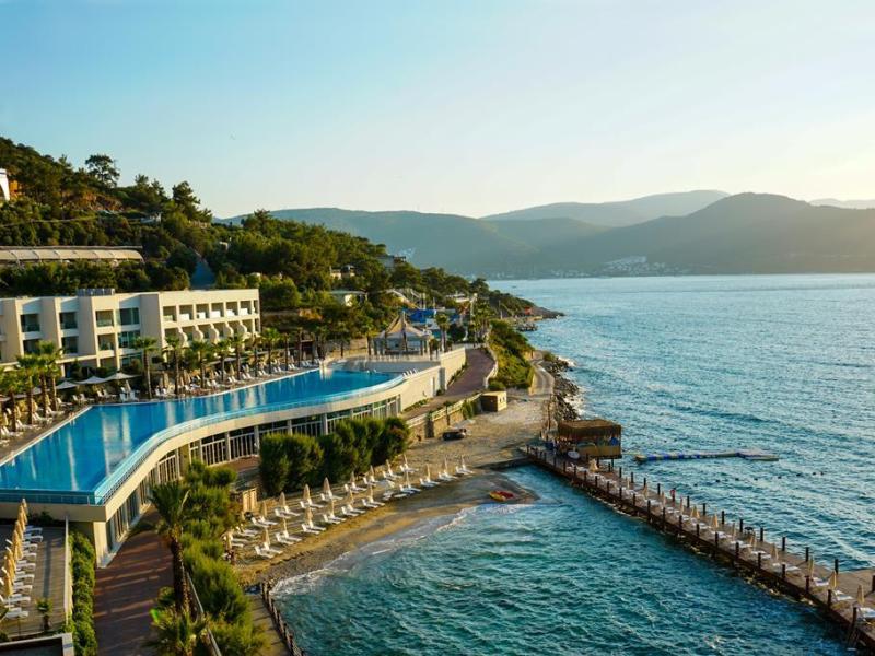 Hotel Blue Dreams Resort And Spa
