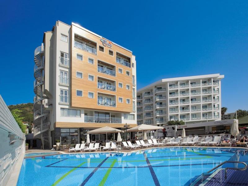 Hotel Cettia Beach Resort