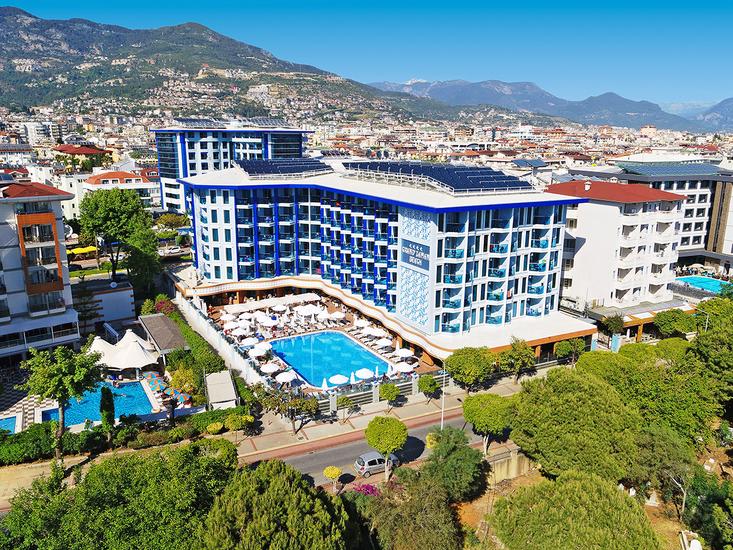 Hotel Grand Zaman Beach