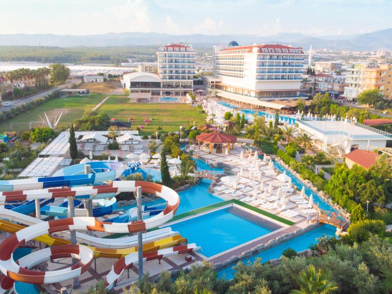 Hotel Kahya Resort En Aqua