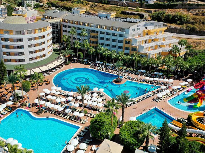 Hotel My Home Resort