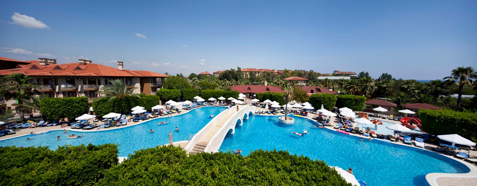 Club Grand Side