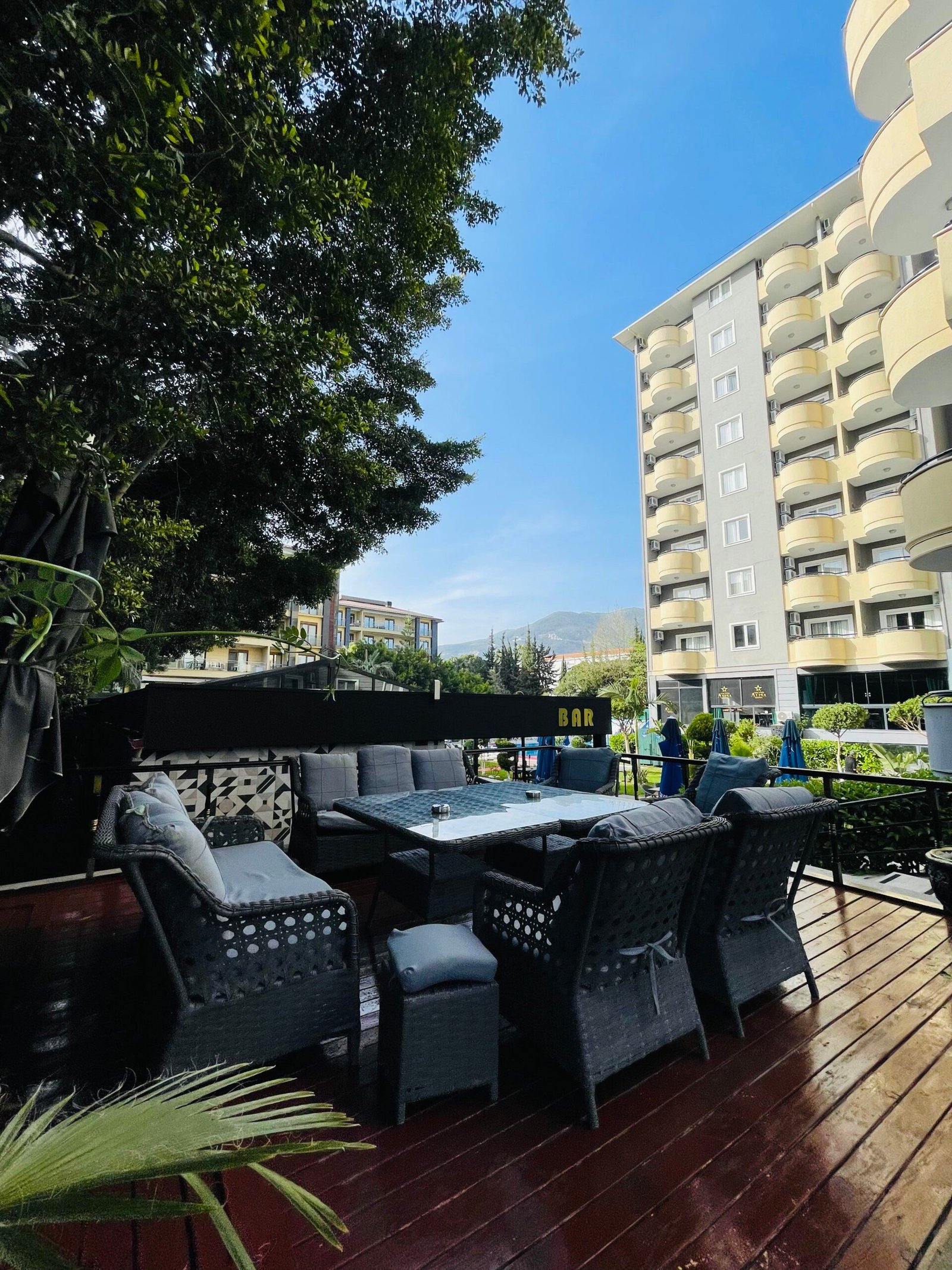 Grand Alisa Hotel