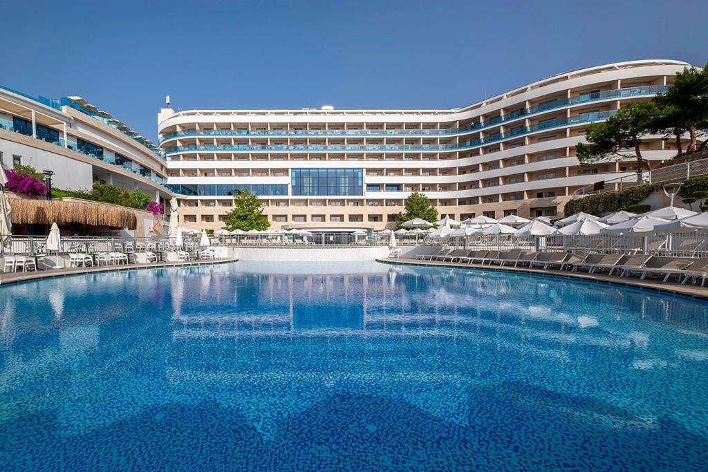 A Good Life Utopia Family Resort