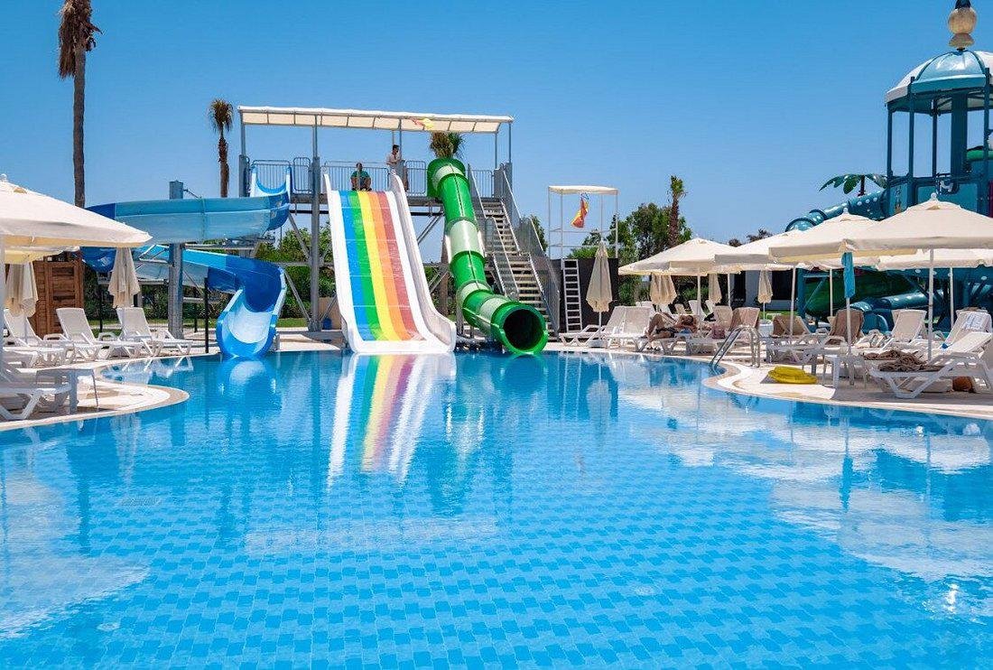 alltoura Club La Benata