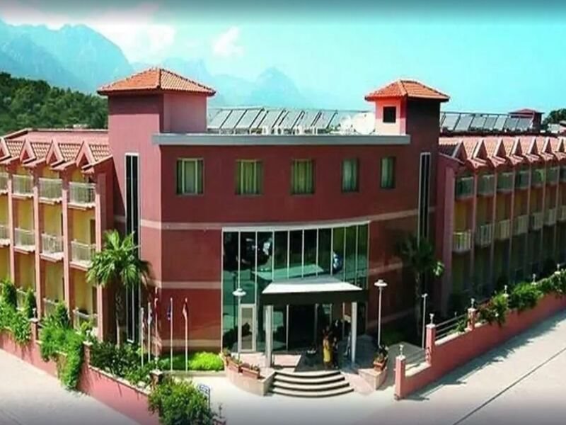 Grand Nar Hotel