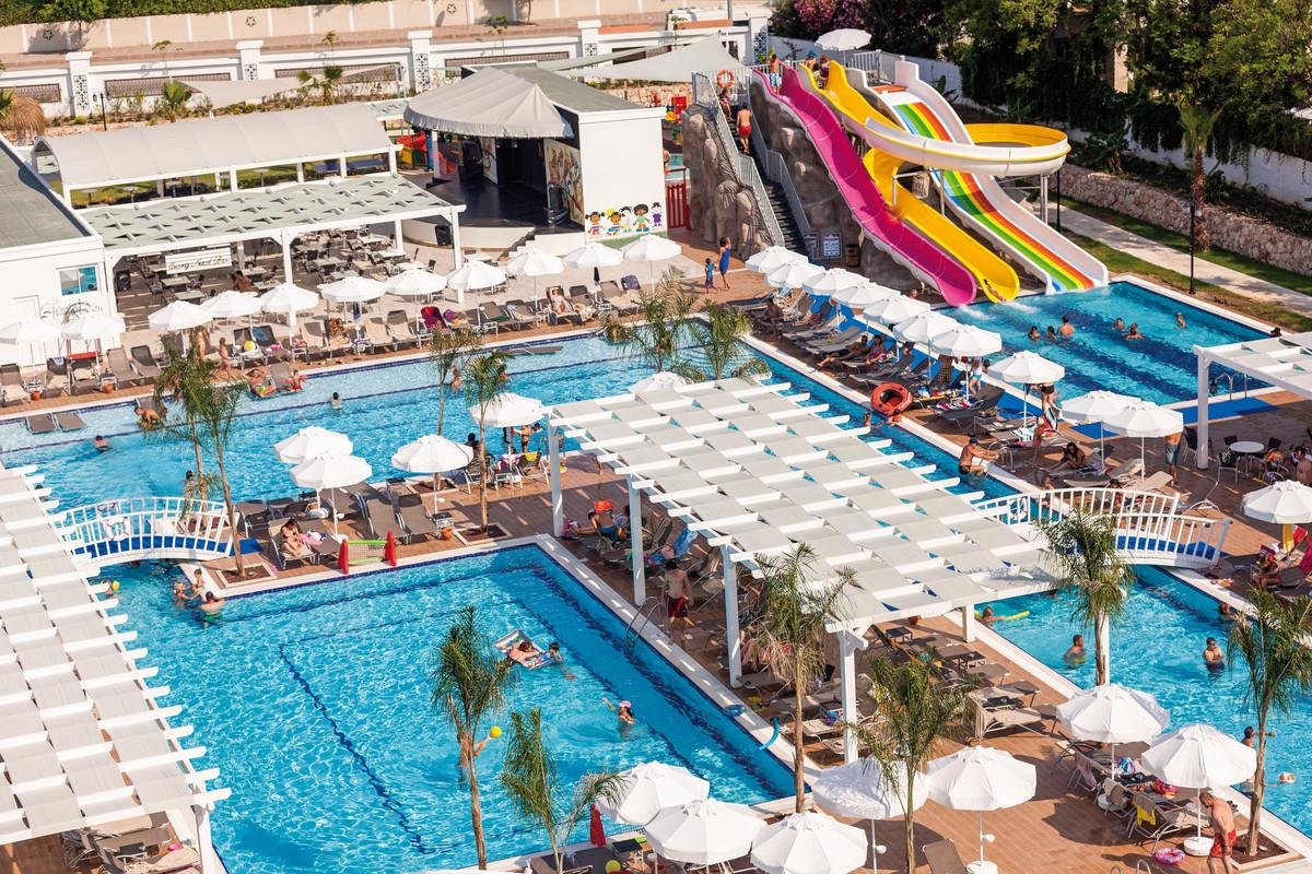 Karmir Resort en Spa