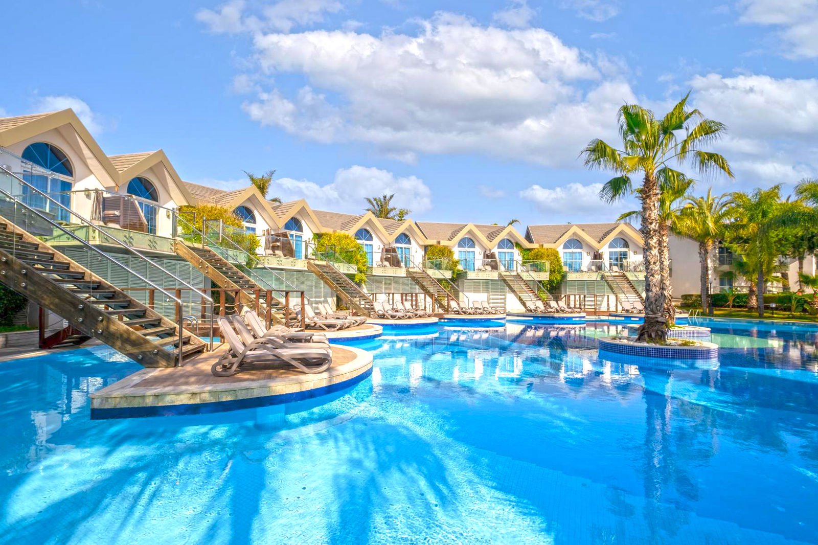 Long Beach Resort Hotel & Spa
