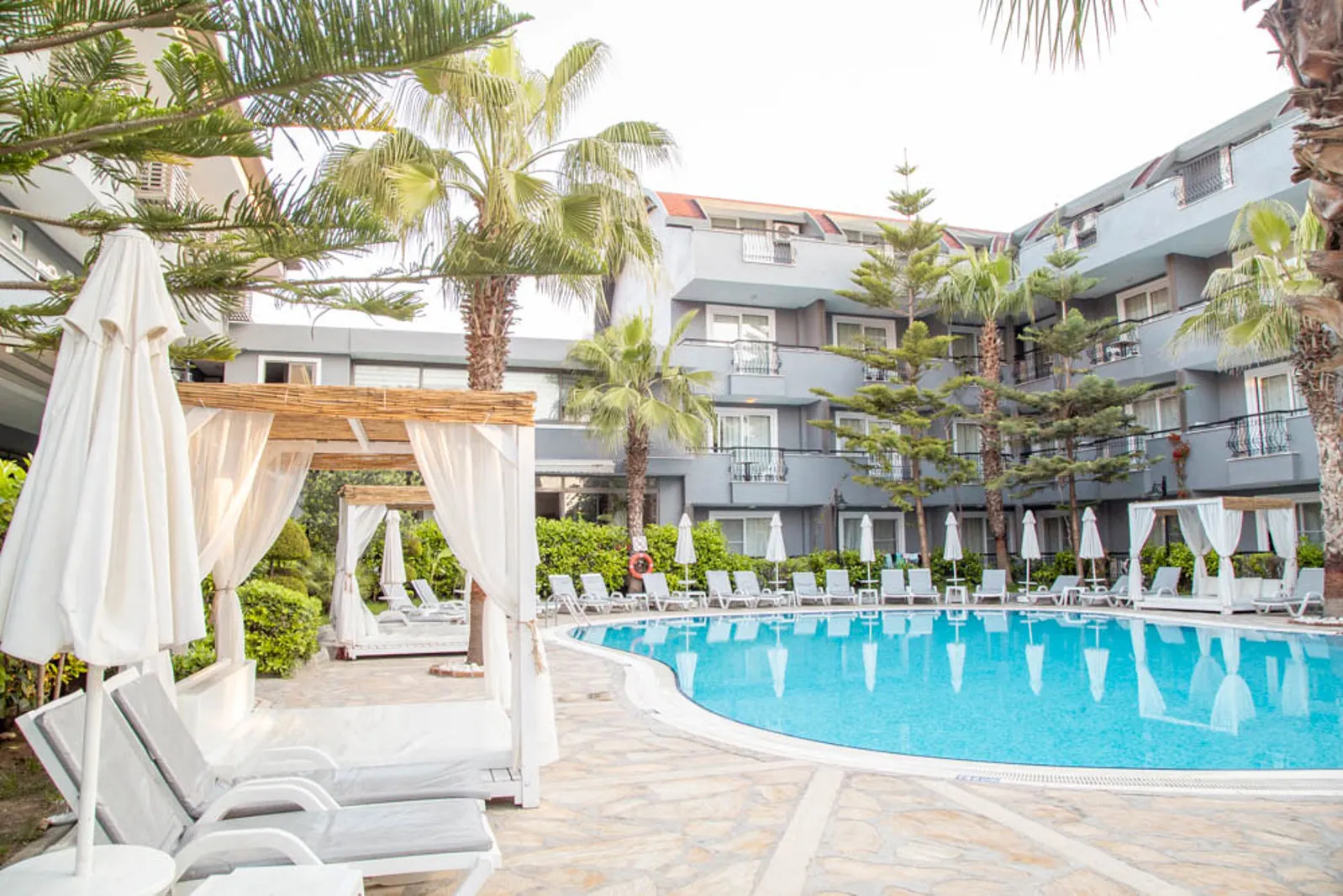 Sun City Apartments&Hotel