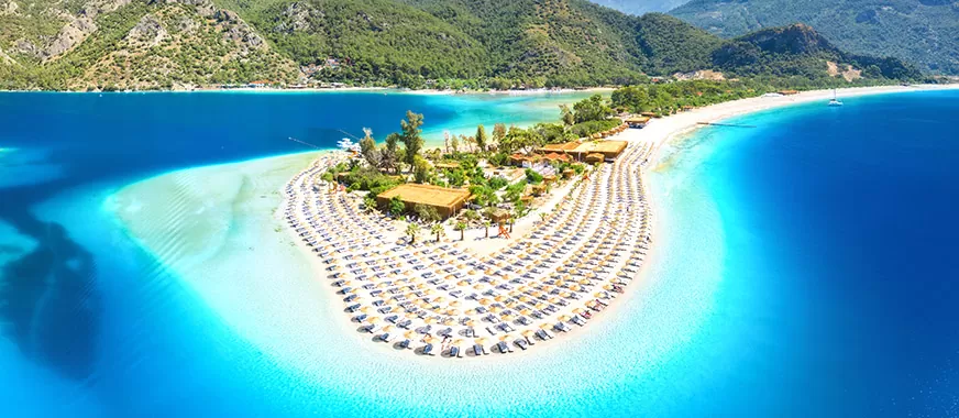Strand van Oludeniz in Turkije